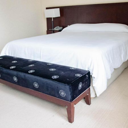 Bagu Urbano Hotel Posadas Eksteriør billede