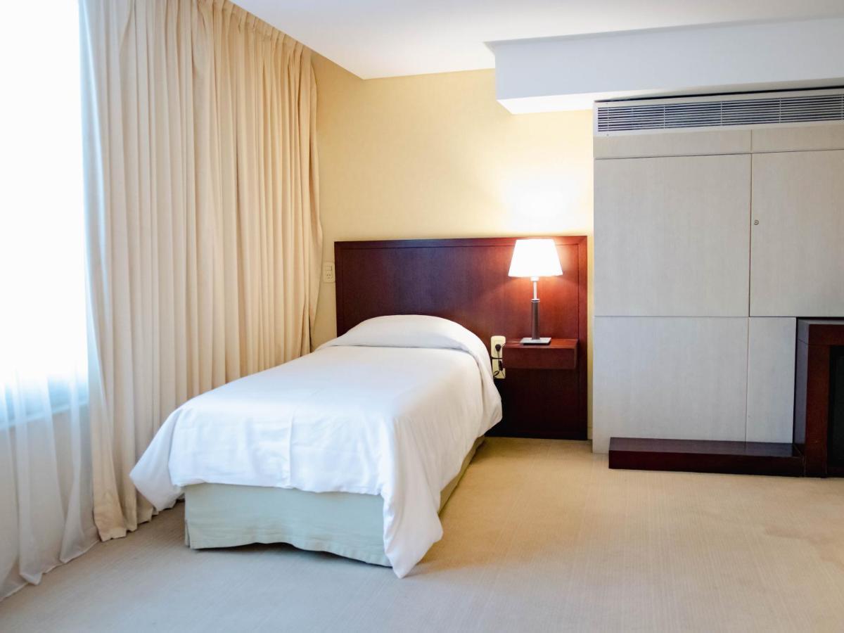 Bagu Urbano Hotel Posadas Eksteriør billede